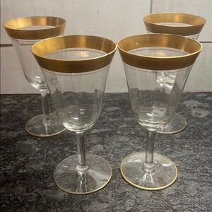 Vintage Tiffin Franciscan Gold Rim 7" Tall Etched Wine Glasses Set Of 4. 1940’s